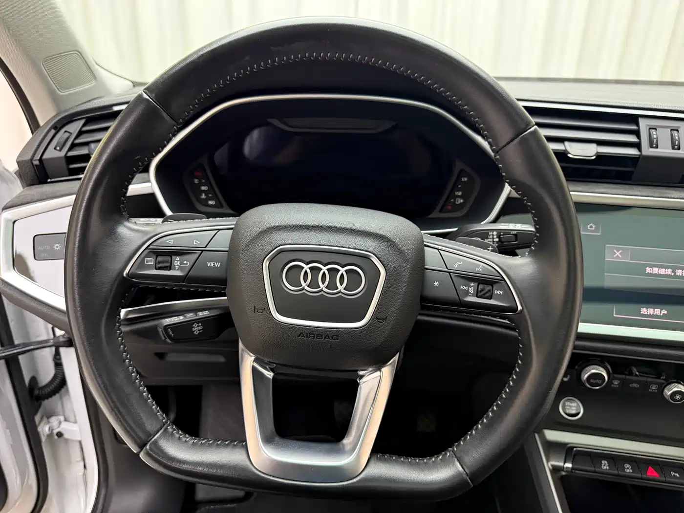 Audi Q3 2022 35 TFSI Fashion Dynamic фото 9