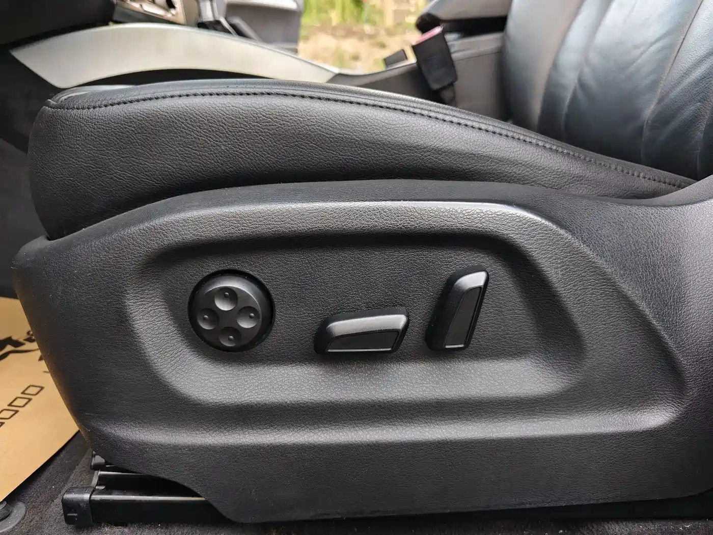 Audi Q5 2010 2.0TFSI Progressive фото 13