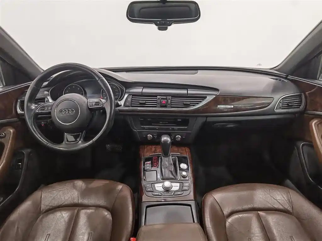 Audi A6L 2018 30th Anniversary 45 TFSI quattro Sport фото 5
