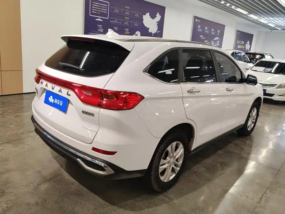 Photo 3 - Haval M6