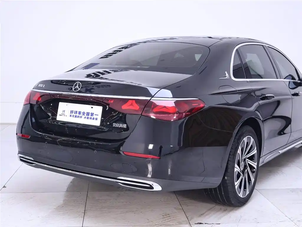 Mercedes-Benz E-Class 2024 Model E 300 L Luxury фото 8
