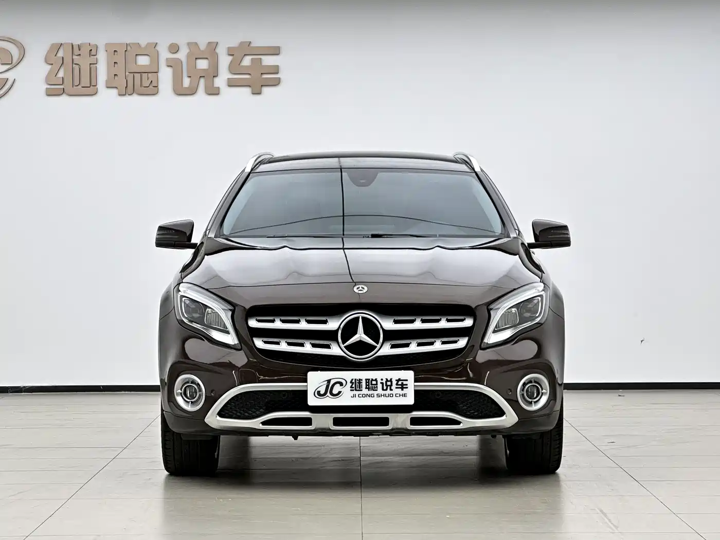 Mercedes-Benz GLA 2017 GLA 220 4MATIC Fashion фото 2