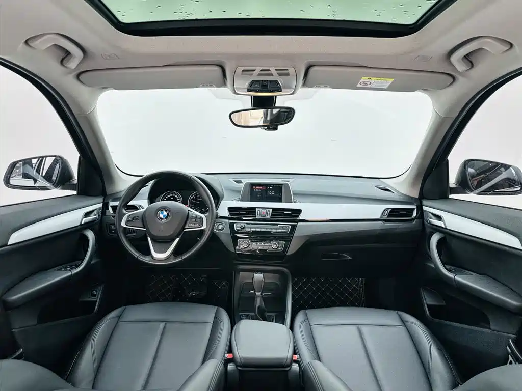 BMW X1 2019 sDrive18Li Fashion Model фото 15