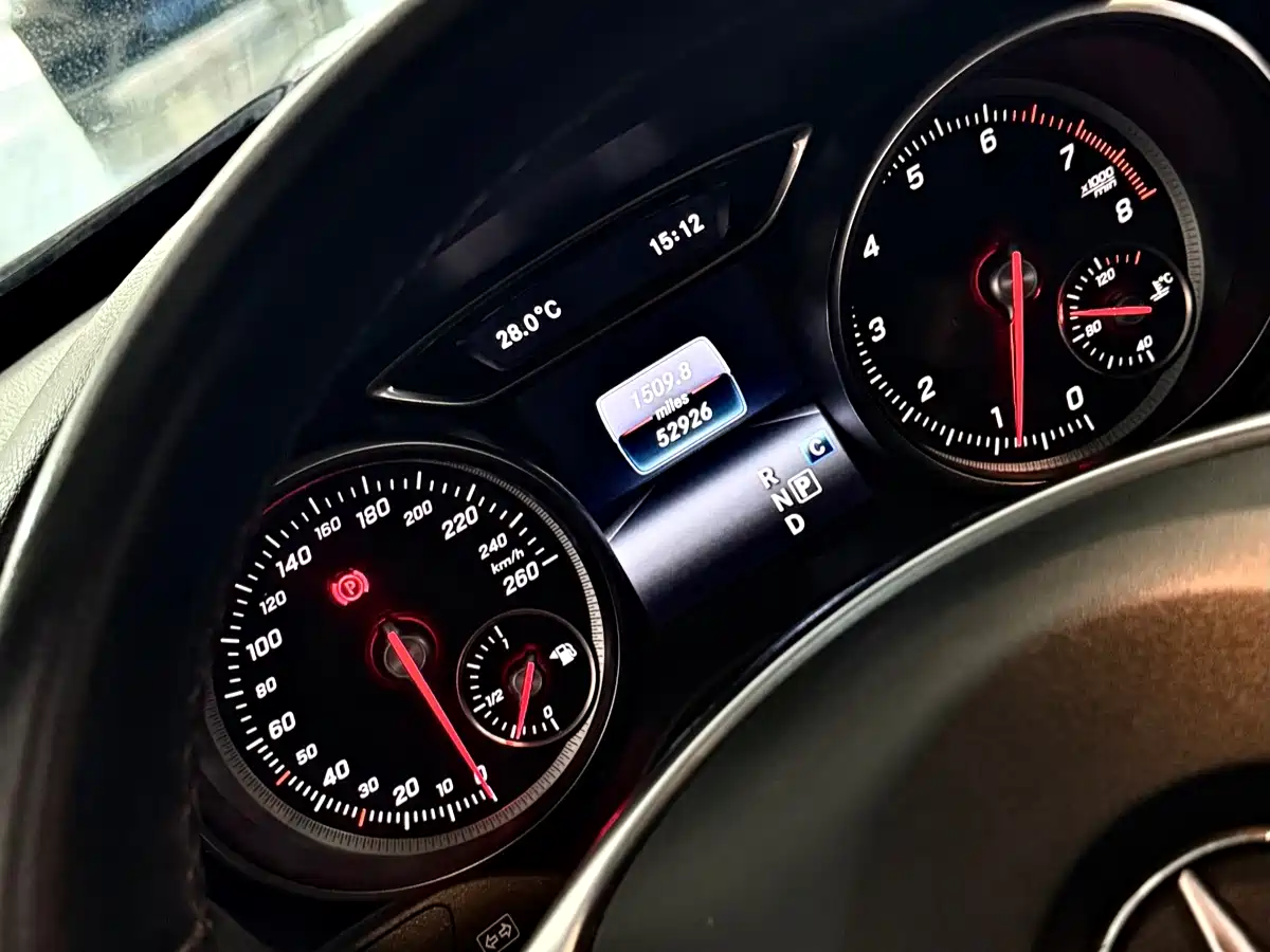 Фото 9 - Mercedes-Benz GLA