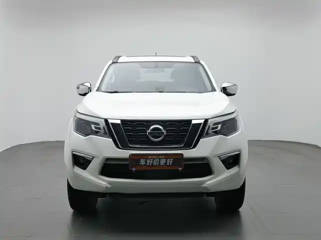 Nissan Terra 2020 2.5L XL Upper 4WD Automatic Luxury Edition — фото 3