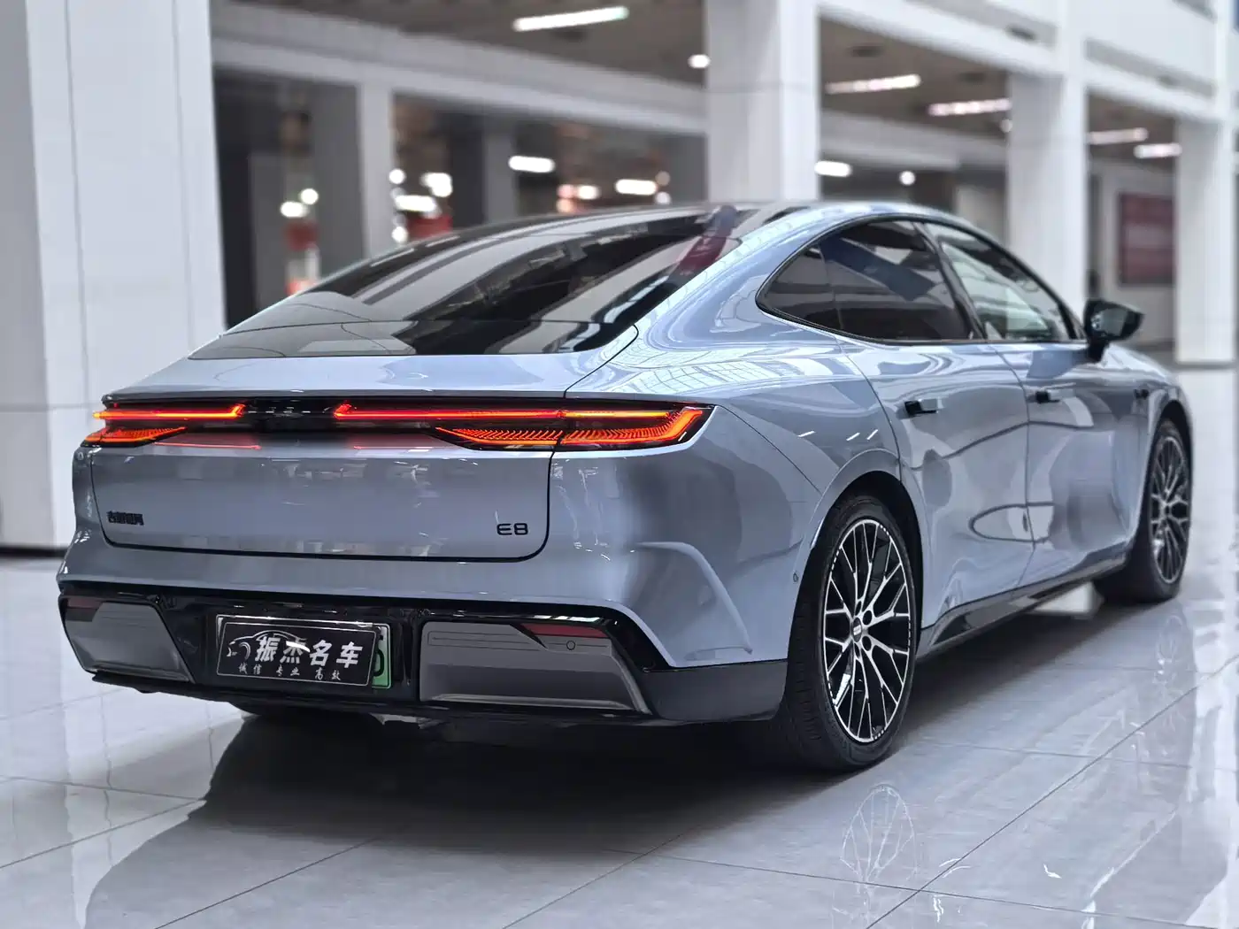Geely Galaxy Galaxy E8 2025 2025 620km AWD Starship LiDAR Smart Drive Edition