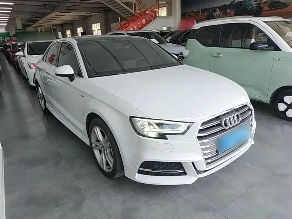 Audi A3 2020 Limousine 35 TFSI Fashion China VI фото 4