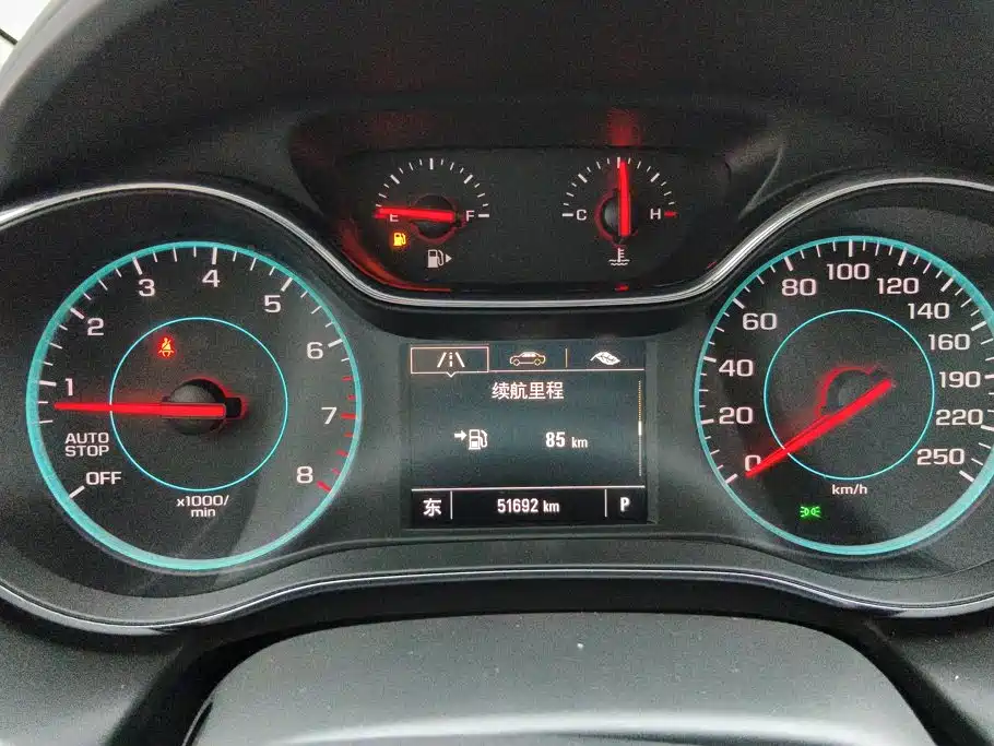 Chevrolet Cruze 2019 2018 Redline 330T Dual-Clutch Leading Edition