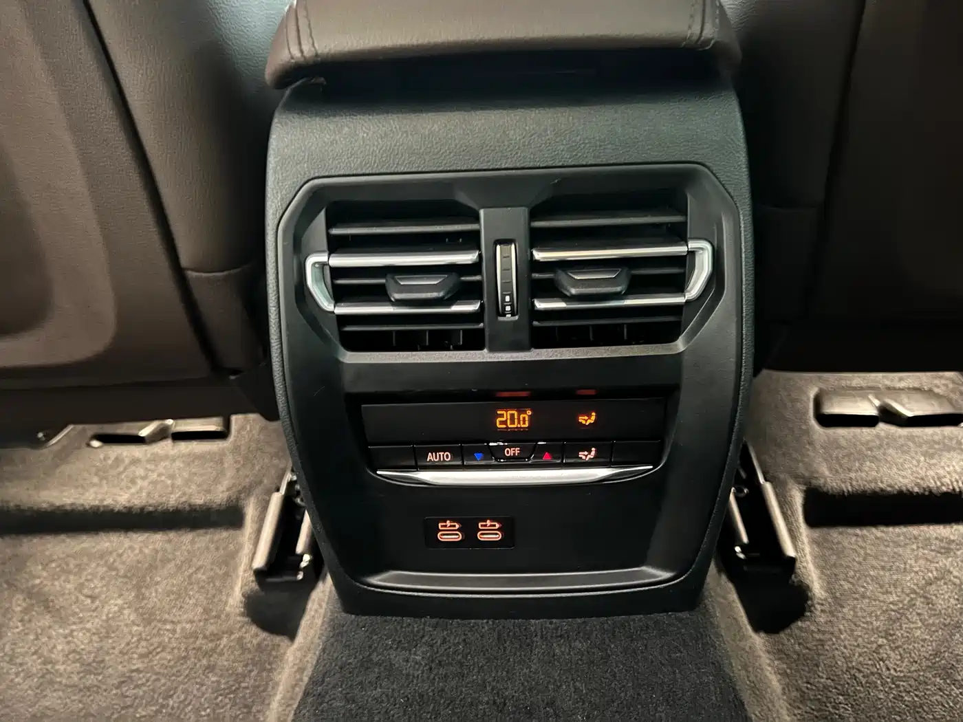 BMW 3 Series 2024 325i M Sport Shadowline Package фото 16
