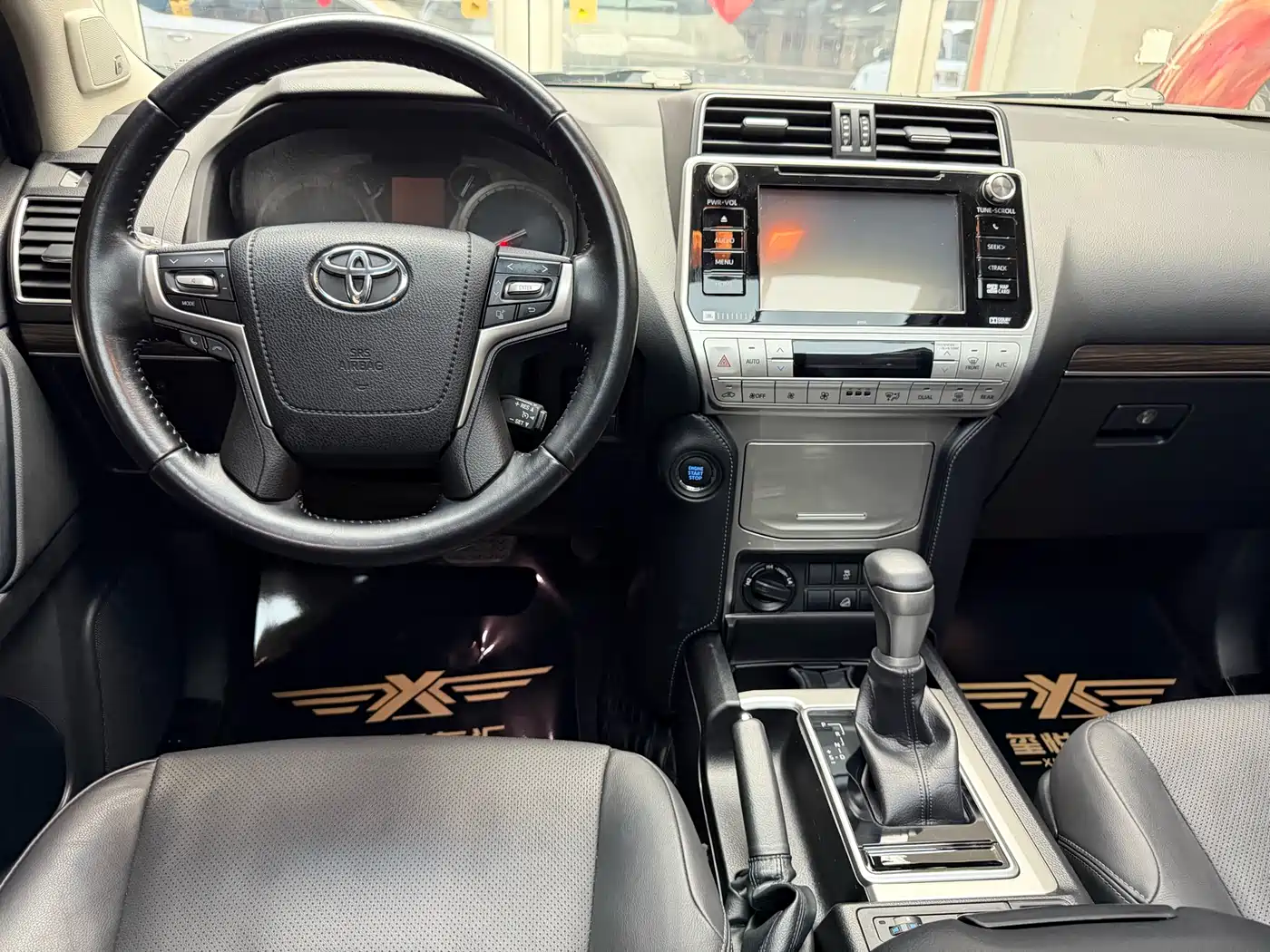 Toyota Prado 2018 3.5L Automatic TX-L NAVI Rear-mounted Spare Tire фото 23