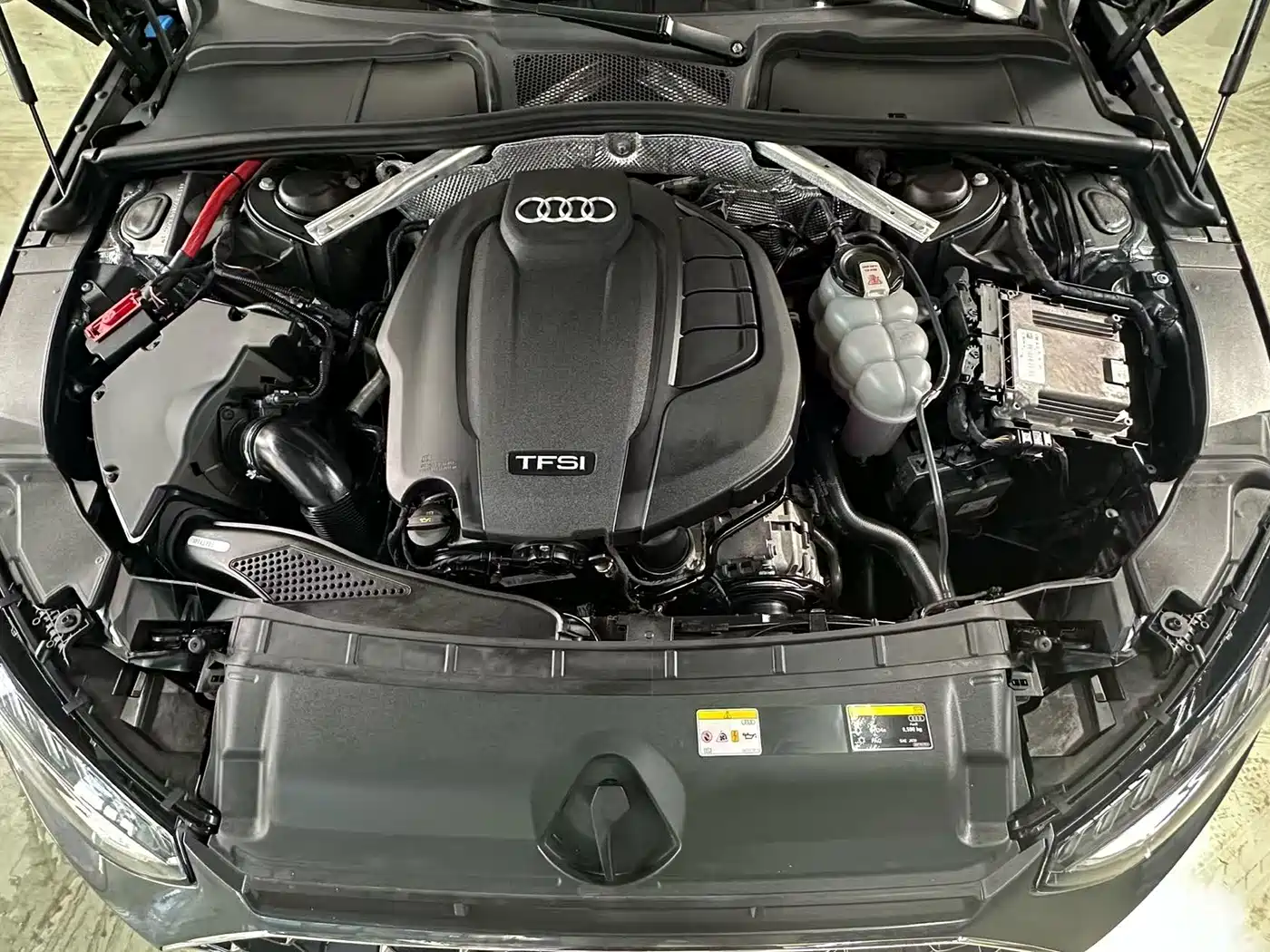Audi A4L 2023 40 TFSI quattro Luxury Sport фото 17