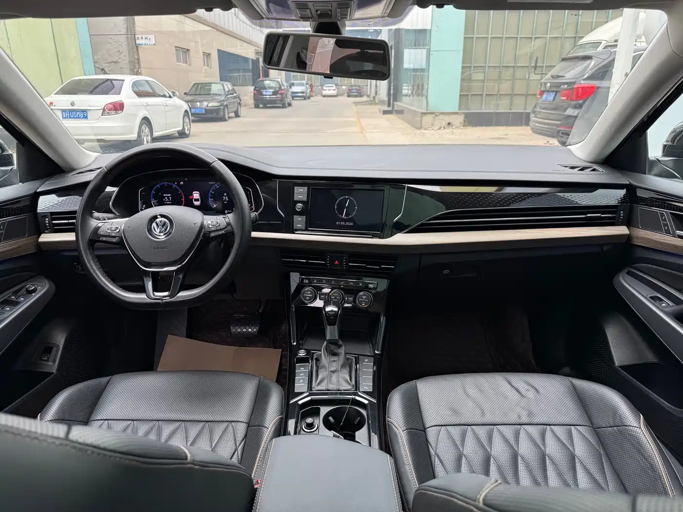 Volkswagen Passat 2019 330TSI Luxury Edition China VI фото 5