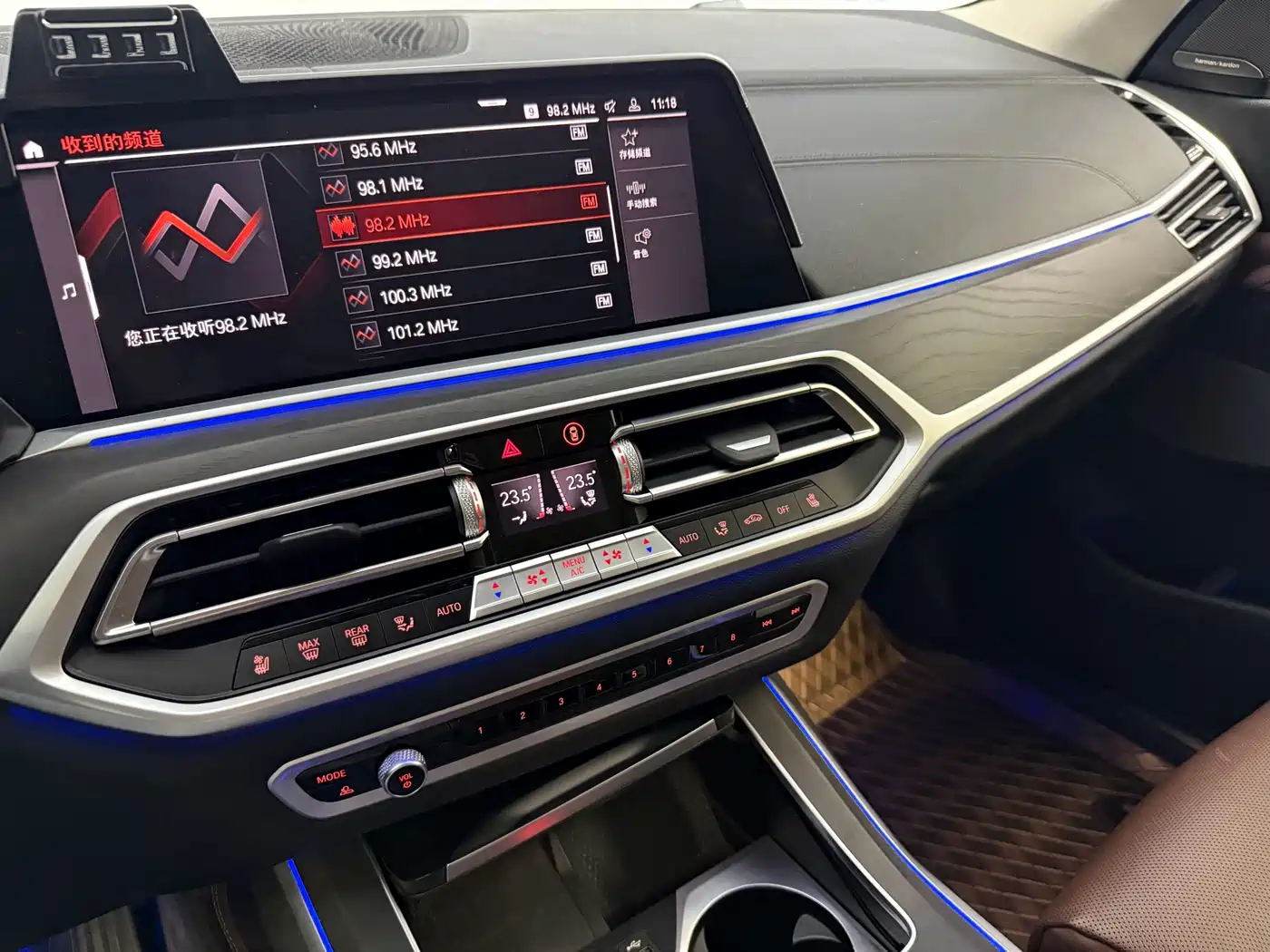 BMW X7 2021 Facelift xDrive40i Leading Luxury Package фото 11