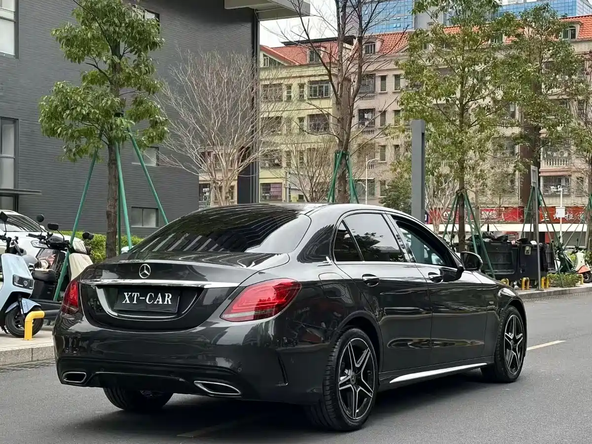 MERCEDES-BENZ C CLASS
