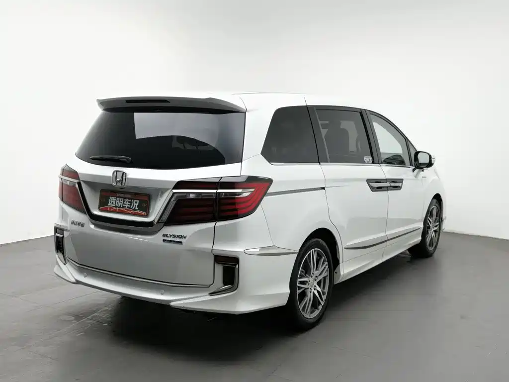 Photo 2 - Honda Elysion