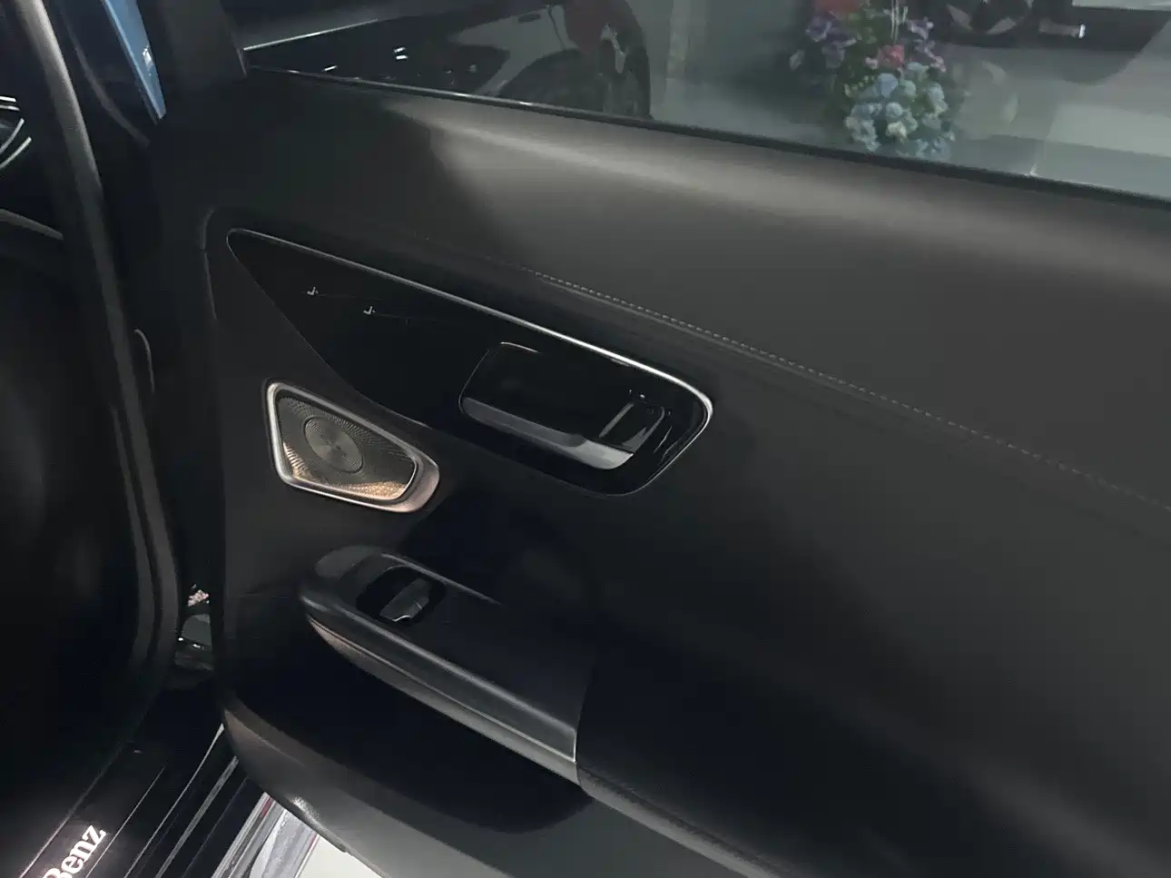 Фото 9 - Mercedes-Benz C-Class