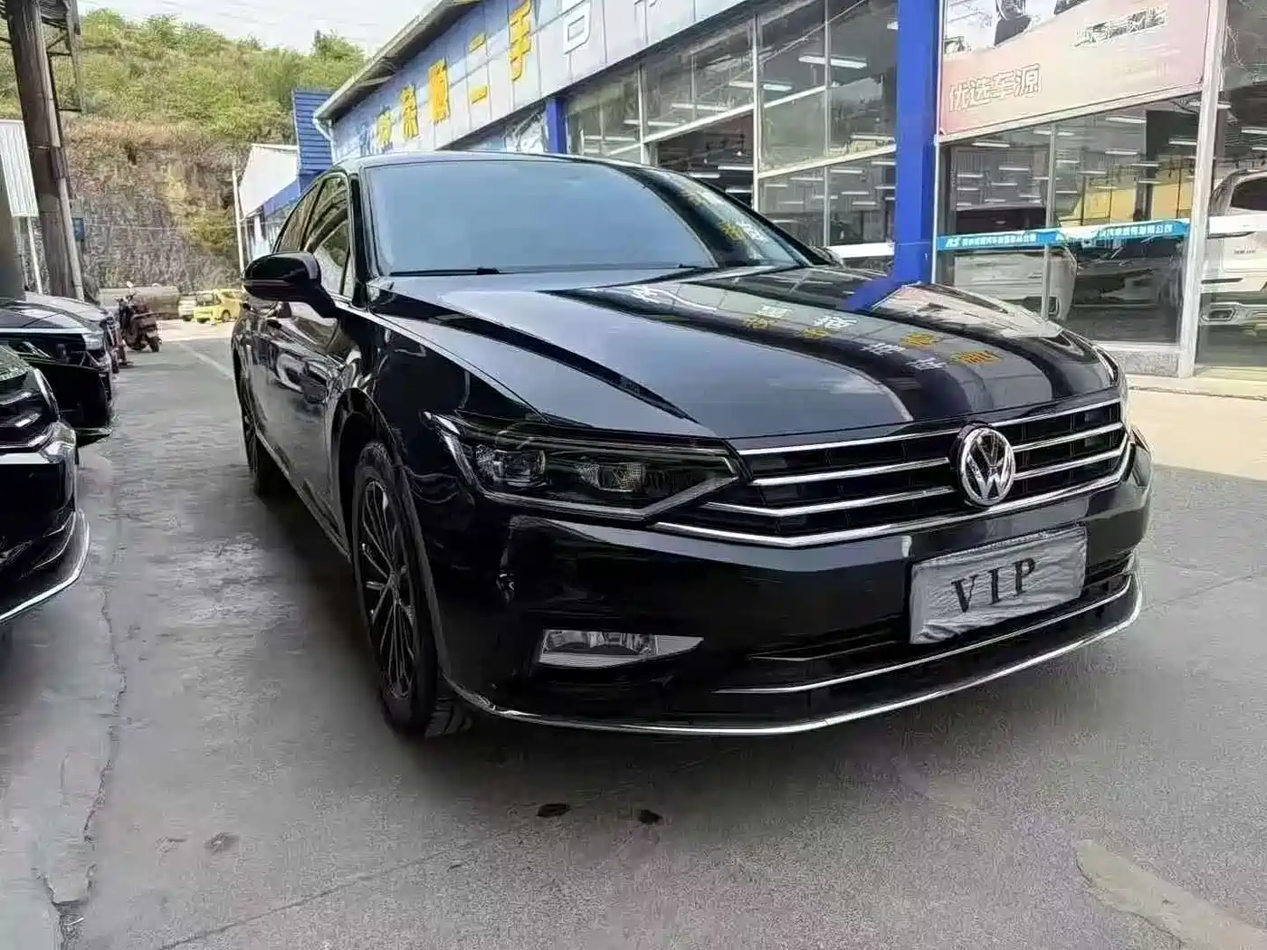 Volkswagen Magotan 2020 330TSI DSG Luxury фото 2