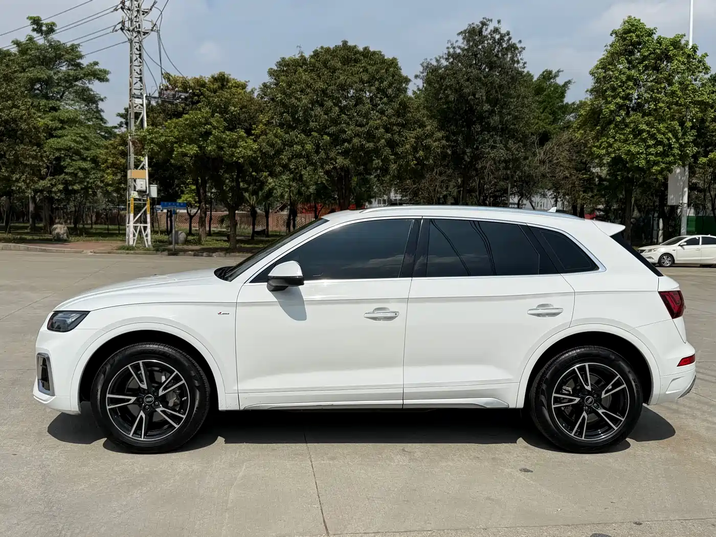 Audi Q5L 2021 40 TFSI Fashion Dynamic фото 15