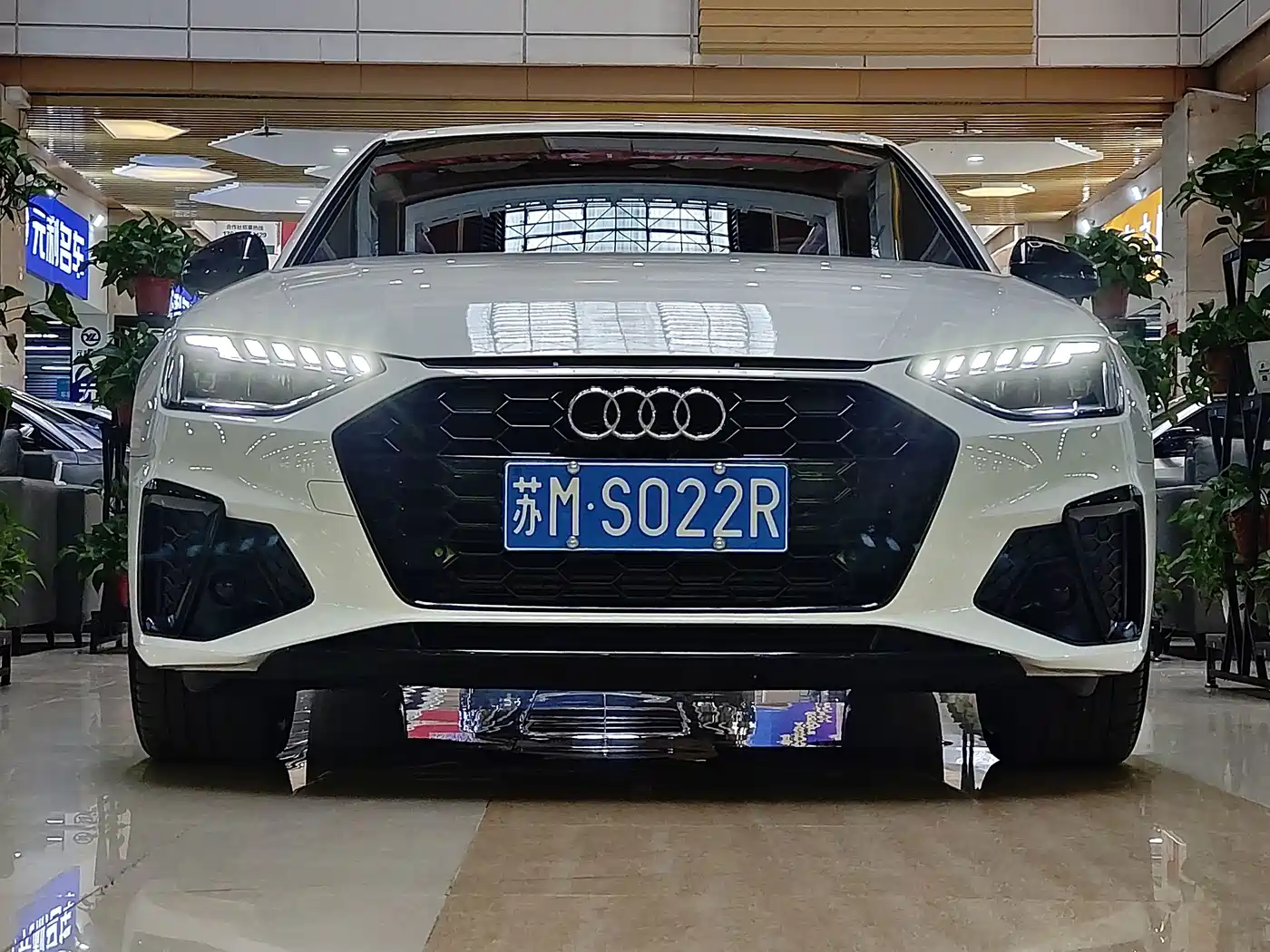 Audi A4L 2025 2024 40 TFSI Luxury Dynamic