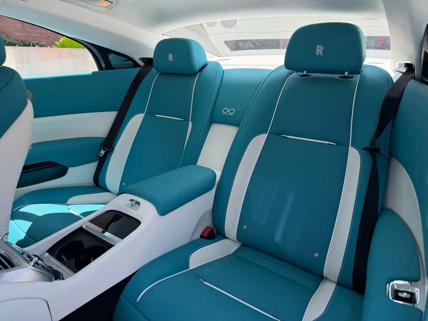 Rolls-Royce Wraith 2017 6.6T Black Badge Edition фото 9