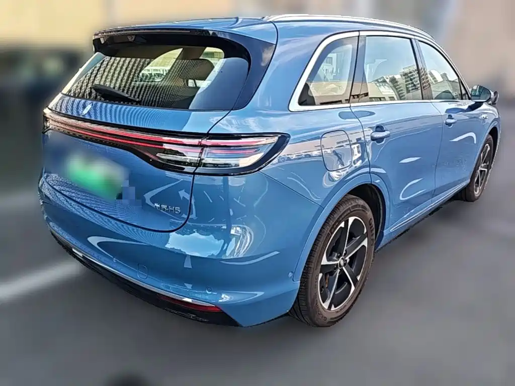 Фото 12 - Shangjie SUV