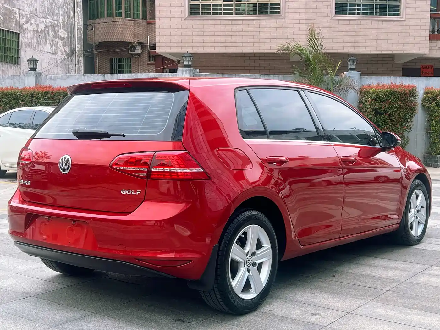 Volkswagen Golf 2015 1.6L Automatic Comfort фото 4