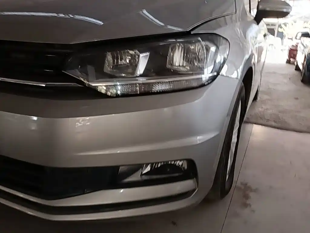 Photo 24 - Volkswagen Touran