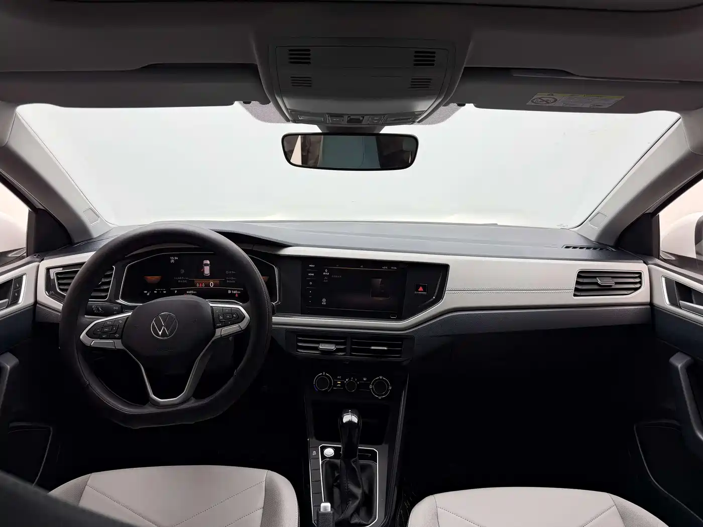 Volkswagen Lavida 2023 New Sharp 1.5L Auto Aspiration Edition фото 21