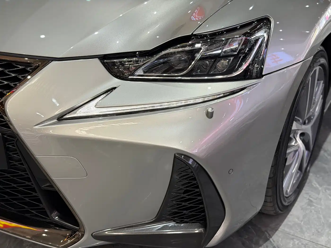 Lexus IS 2017 300 F SPORT фото 3