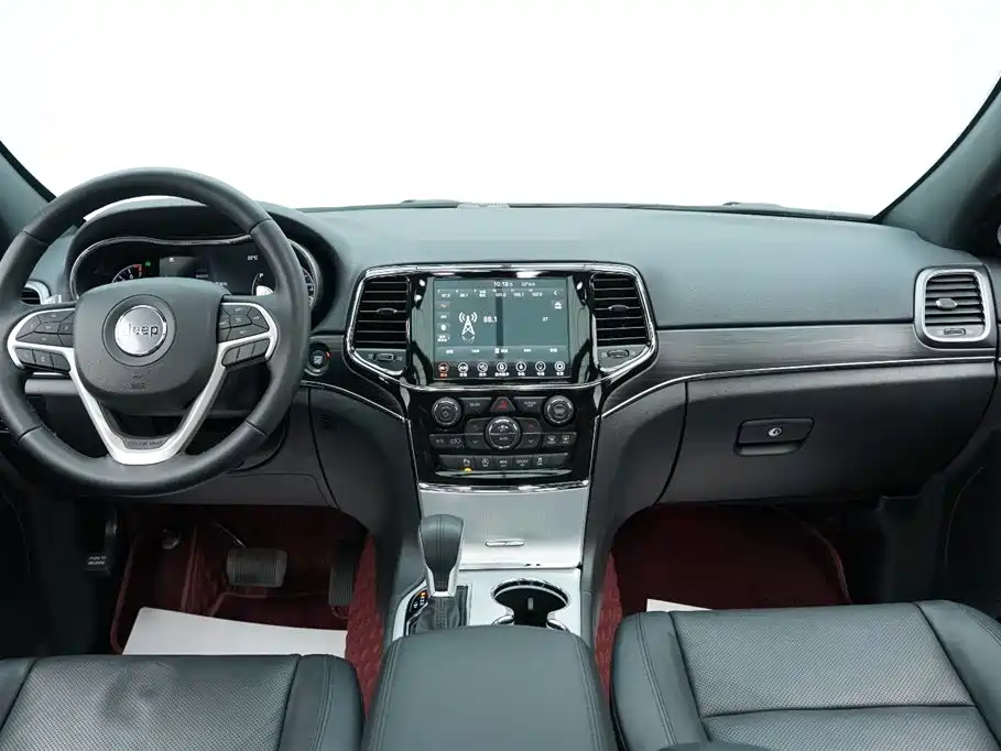 JEEP GRAND CHEROKEE (IMPORTED)