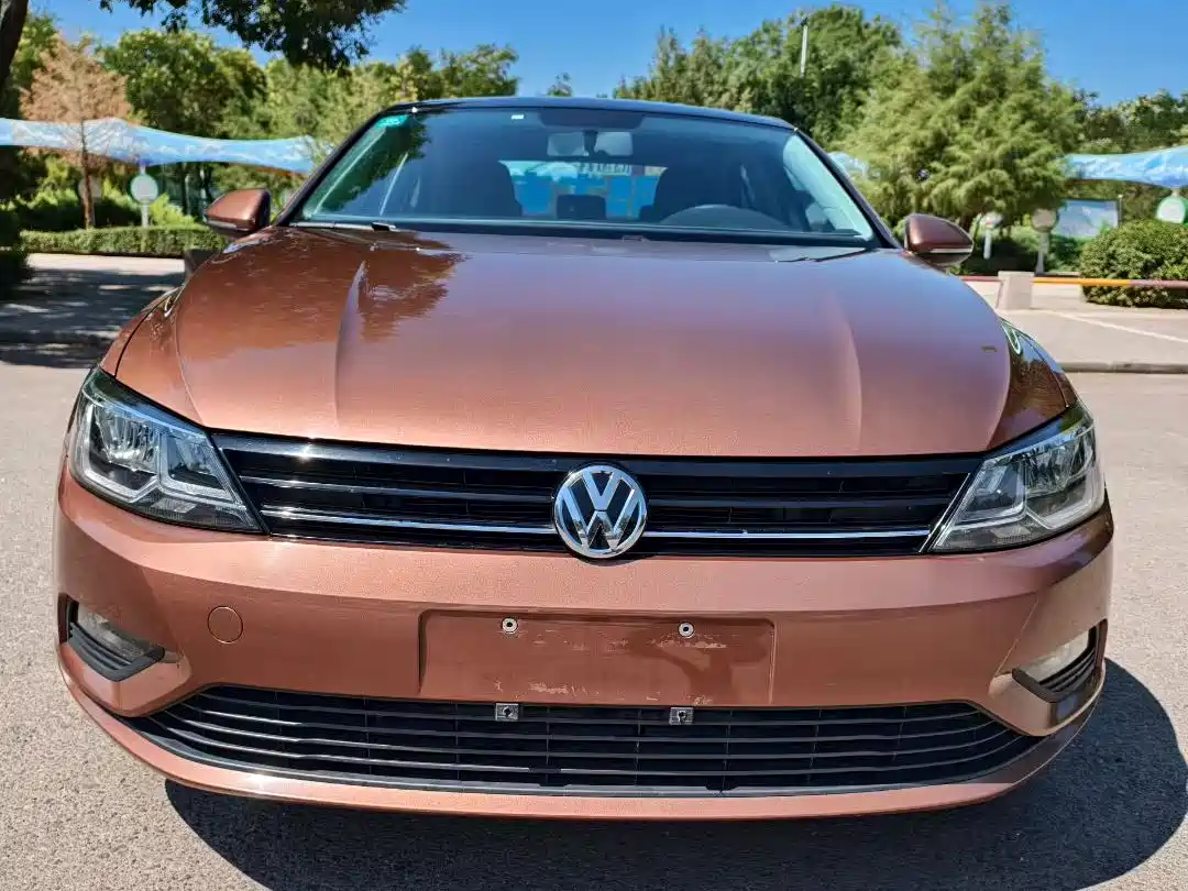 Volkswagen Lamando 2015 230TSI DSG Style фото 2