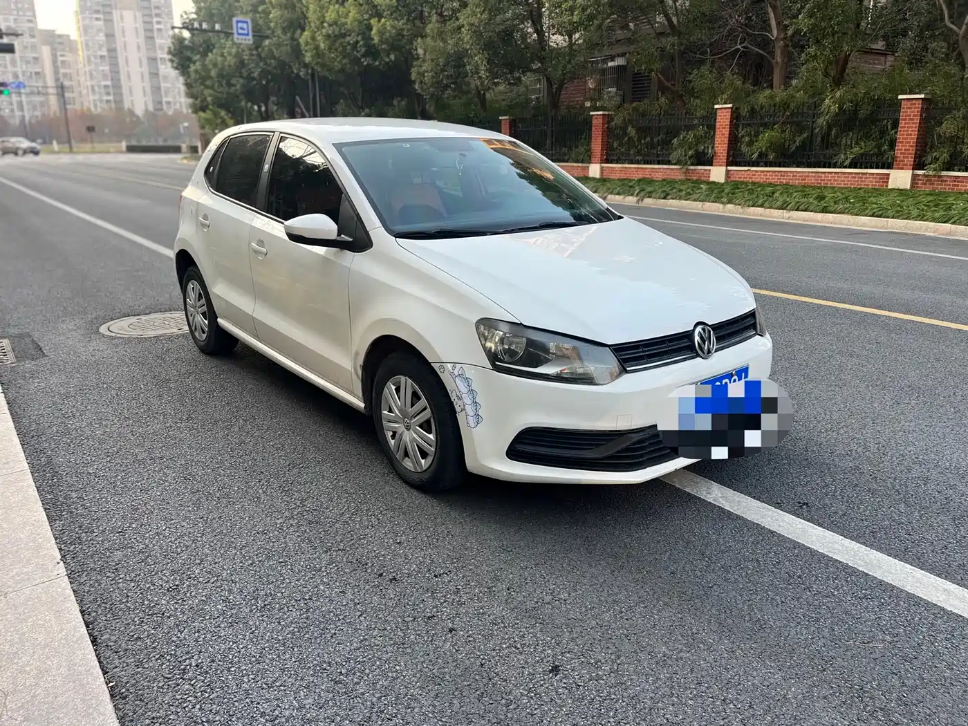Volkswagen Polo 2018 1.5L Auto Safe Drive фото 3