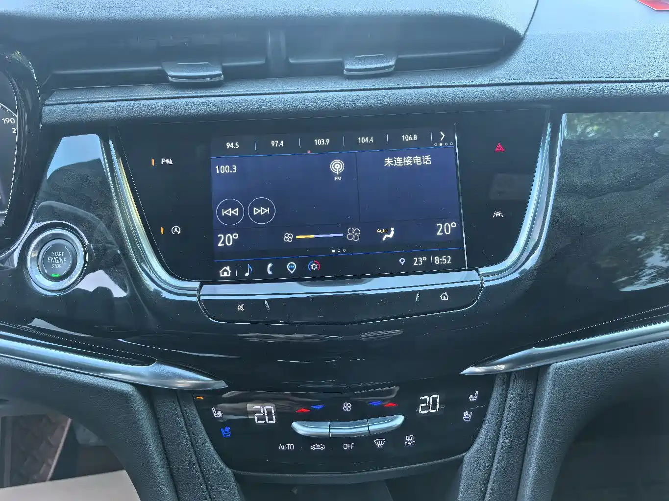 CADILLAC XT6