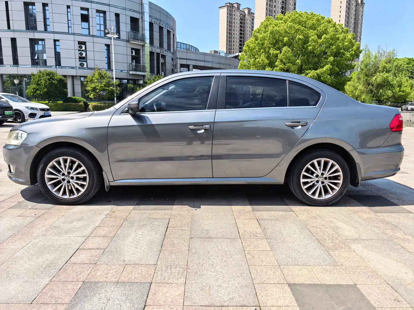 Volkswagen Lavida 2013 Facelift 1.4TSI DSG Luxury фото 7