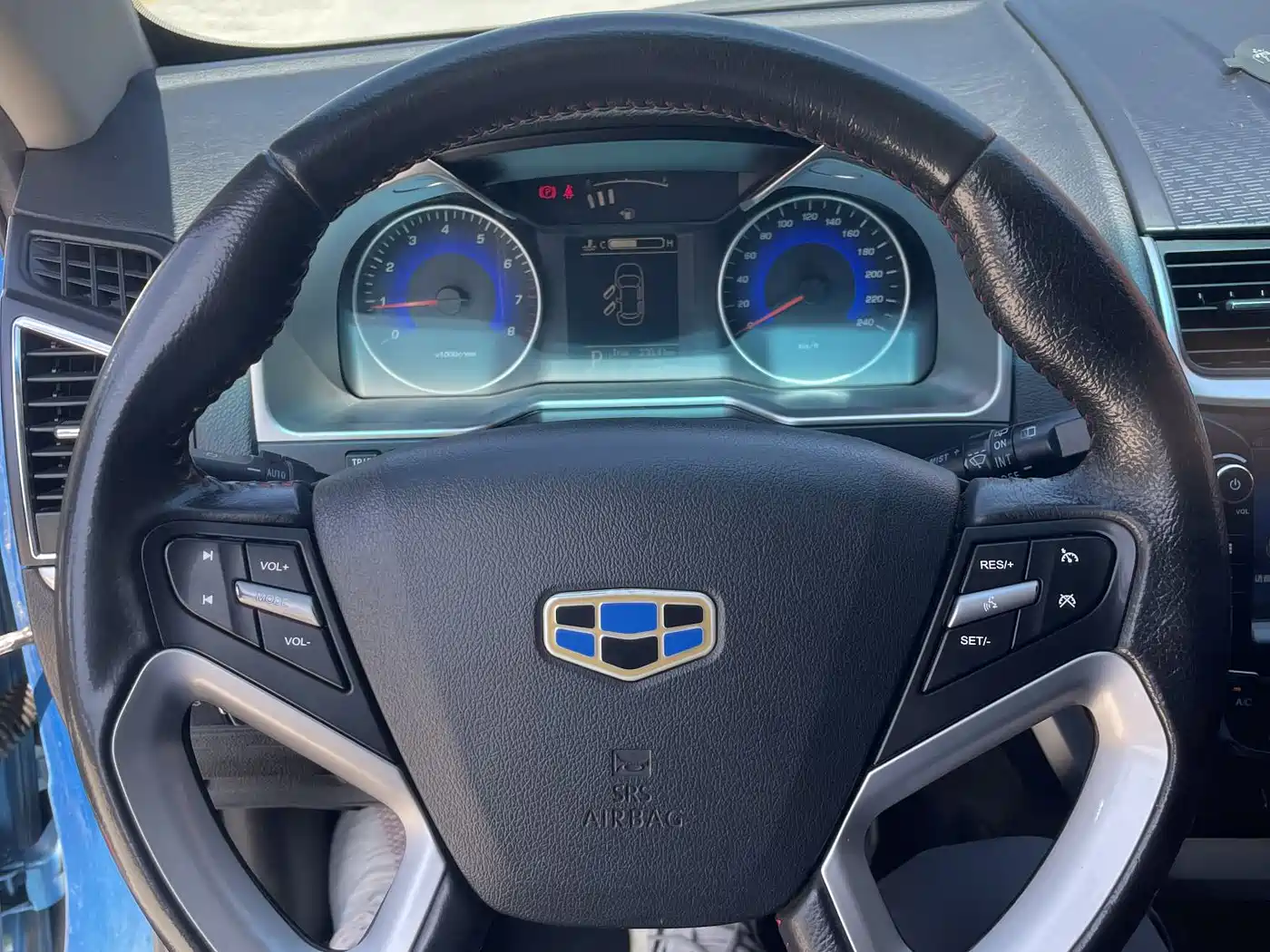 Geely Emgrand 2014 2014 Hatchback 1.3T CVT Premium