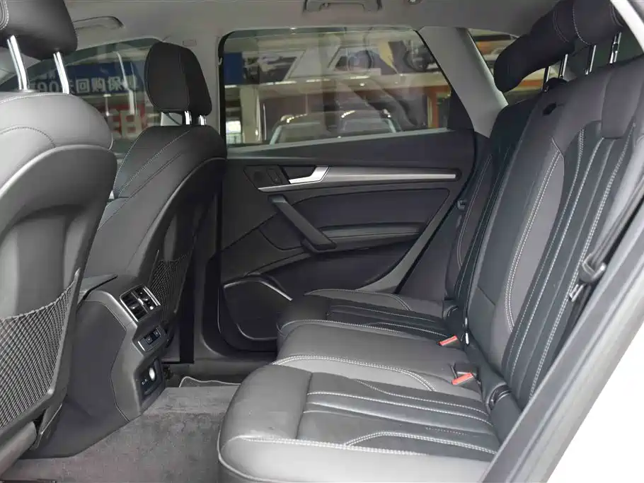 Audi Q5L 2021 40 TFSI Luxury Dynamic фото 10