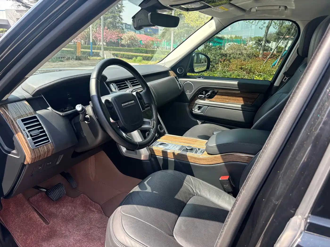 Land Rover Range Rover 2019 3.0 SC V6 Heritage Extended Edition фото 8