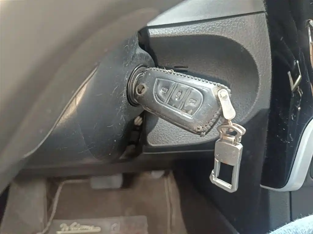Toyota Corolla 2017 Facelift 1.2T S-CVT GL-i фото 9