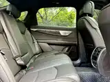 Photo 11 - Cadillac CT6
