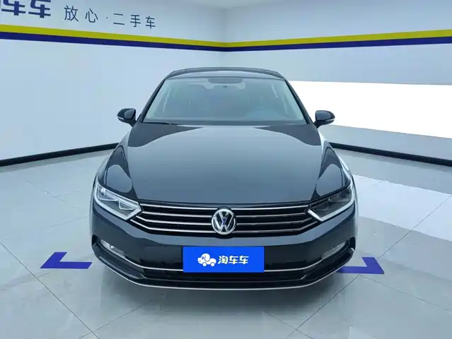 Volkswagen Magotan 2018 330TSI DSG Leading — фото 2