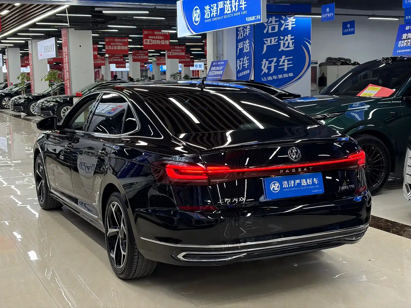 Volkswagen Passat 2024 380TSI Starlight Dragon Soaring Edition фото 4