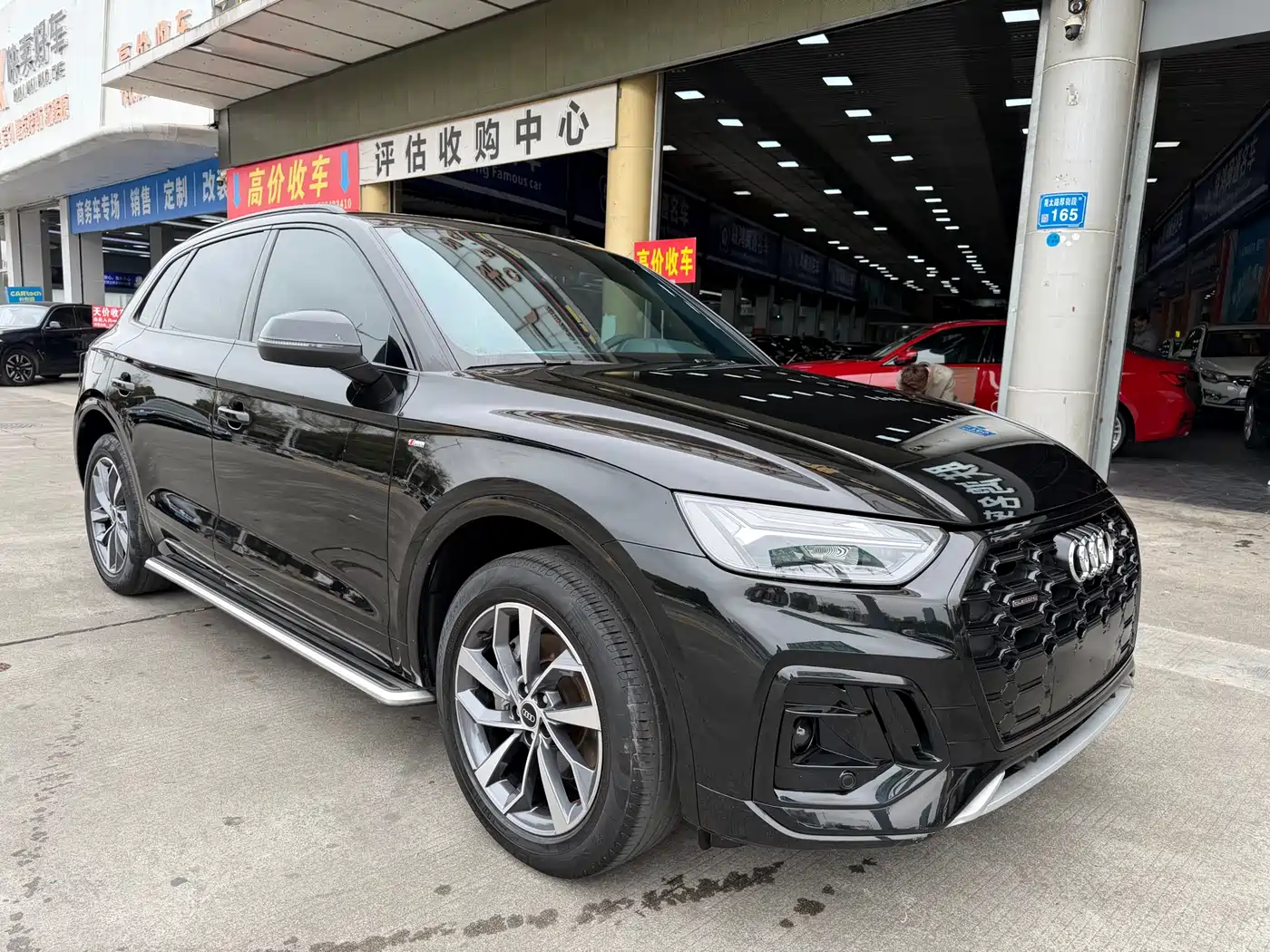 Audi Q5L 2024 Model 40 TFSI Luxury Dynamic фото 2