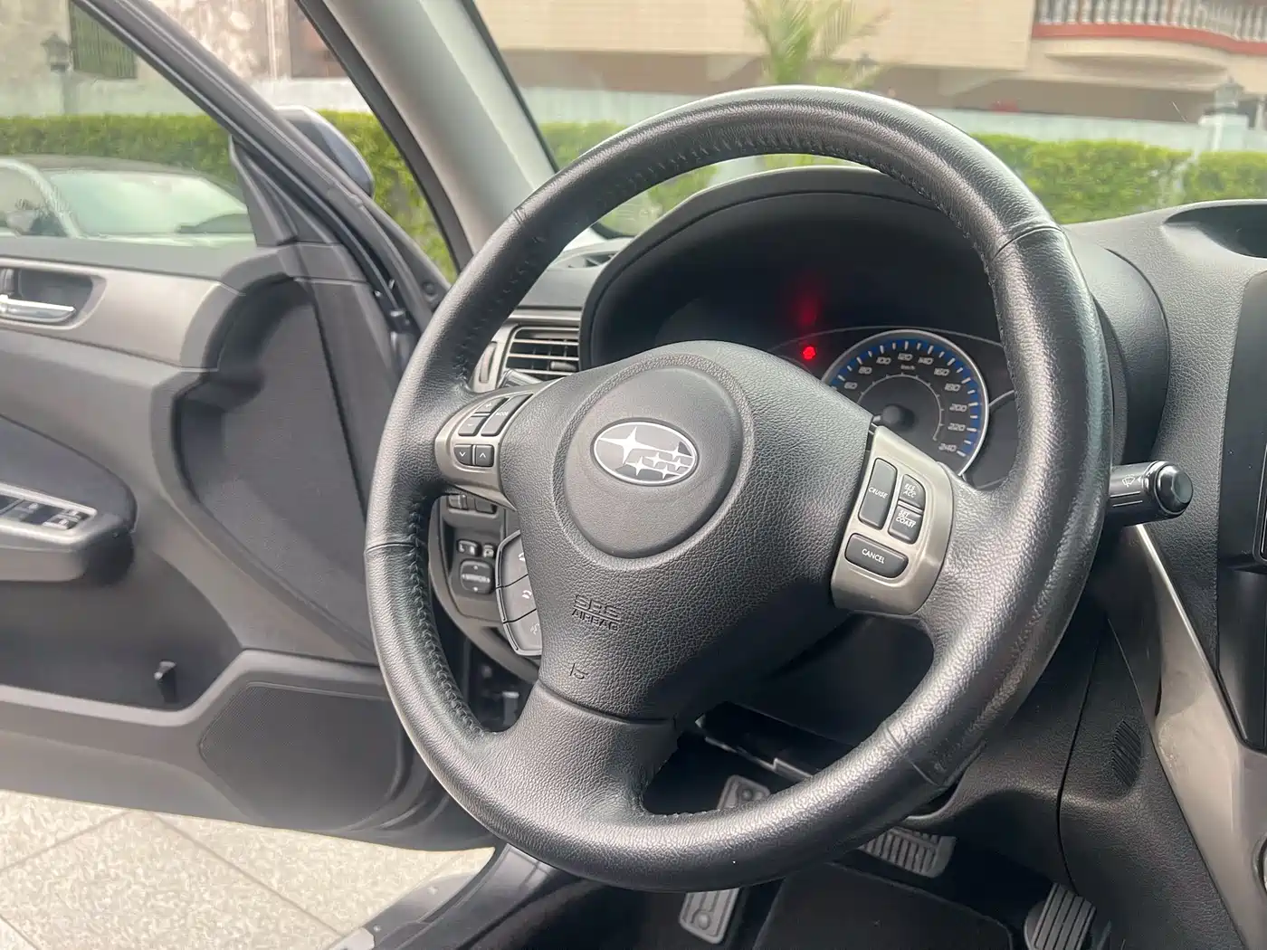 Subaru Forester 2012 Classic 2.0XS Auto Luxury Edition фото 12