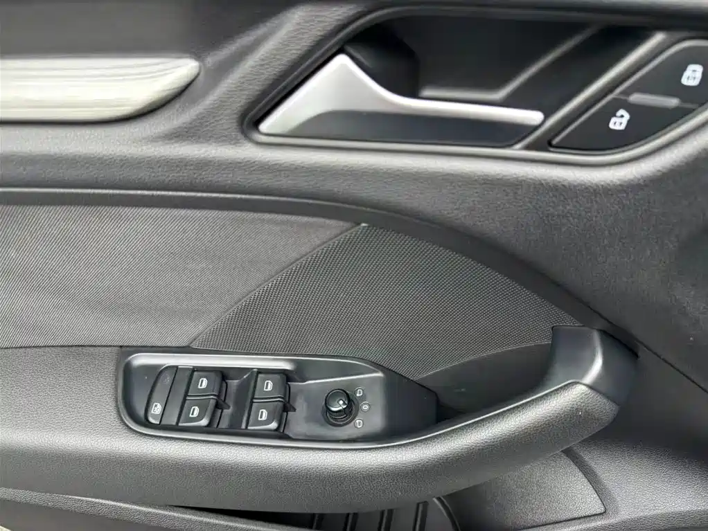 Audi A3 2015 Limousine 35 TFSI Millionth Anniversary Intelligent Leader Type фото 10