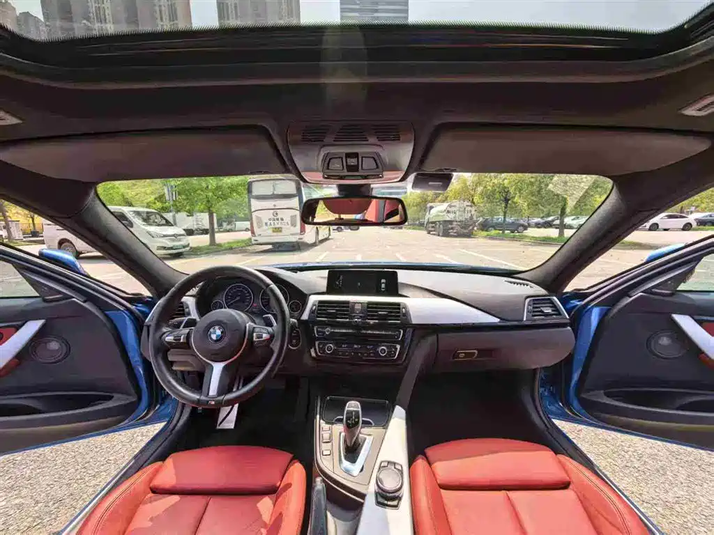 BMW 3 Series 2016 328i M Sport фото 35