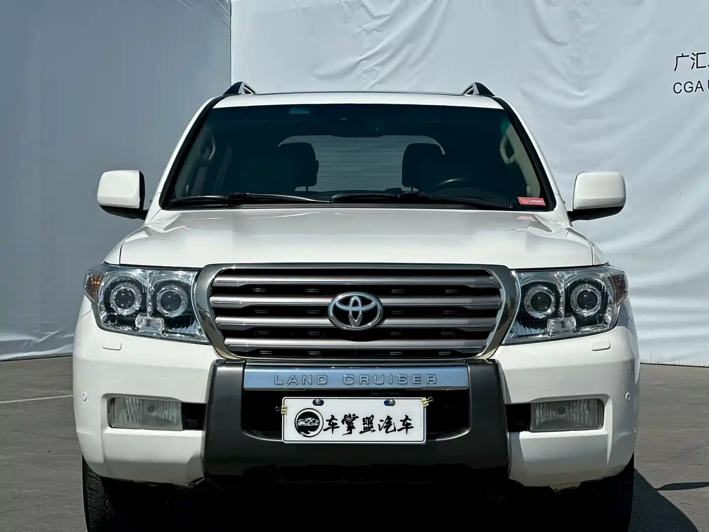 Toyota Land Cruiser 2010 Model 4.7L Automatic VX фото 2