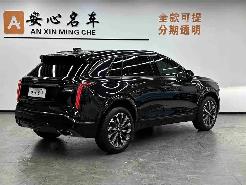 CADILLAC XT5