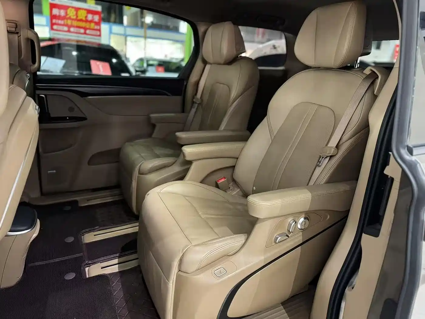 Buick GL8 2021 ES Landlord 653T Flagship фото 7