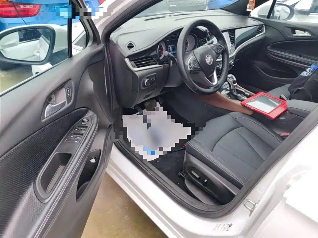 Buick Verano 2017 Sedan 20T DCT Elite фото 16