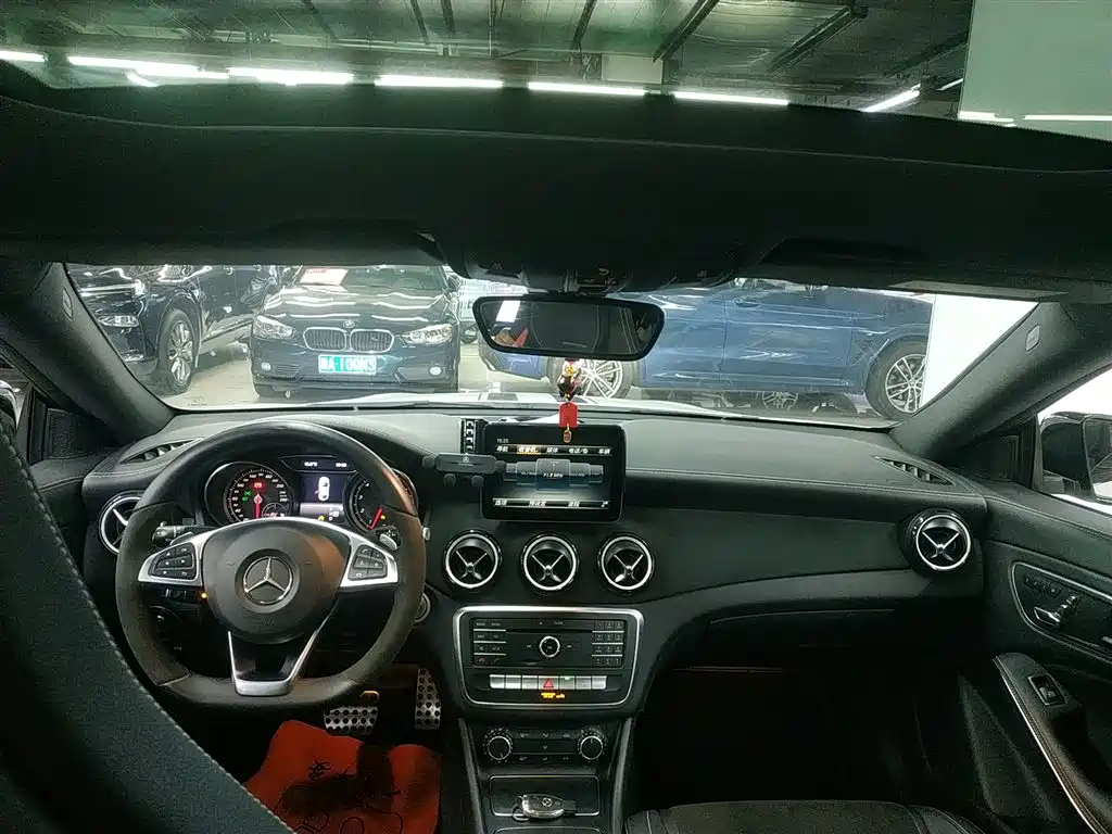 Mercedes-Benz CLA (Import) 2017 CLA 220 4MATIC Polar Limited Edition фото 14